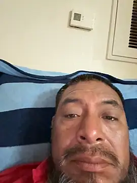 Snapshot of julio_p chatting on 9, 10, 2025 julio p online show from 9, 10, 2025