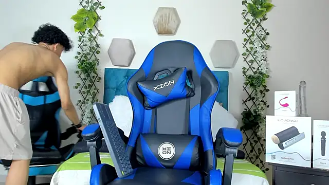  taylor black online show from 4, 11, 2025