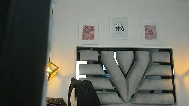 lianfox  online show from 11, 7, 2026