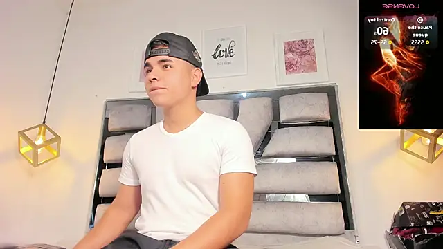 lianfox  online show from 14, 4, 2026