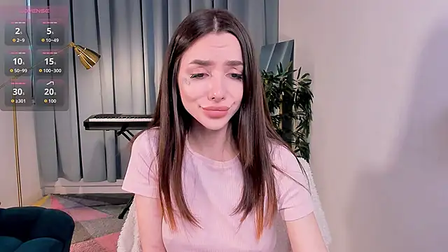 Snapshot of shuggybaby chatting on 17, 9, 2025 shuggybaby online show from 17, 9, 2025