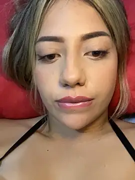 MissCat  online show from 1, 11, 2025