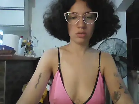 loliporomero online show from 4, 10, 2025