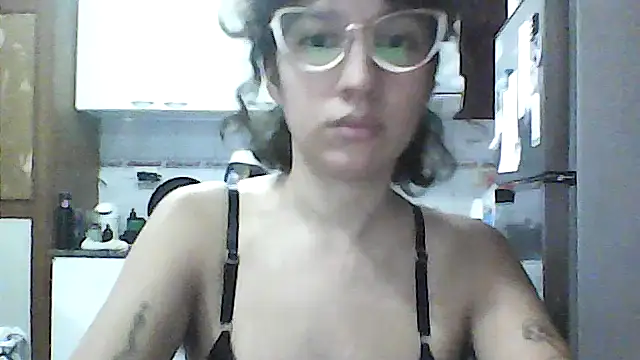 loliporomero online show from 4, 4, 2026