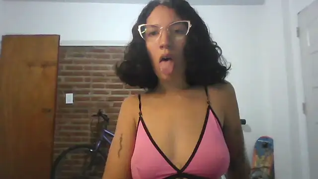 loliporomero online show from 6, 1, 2026