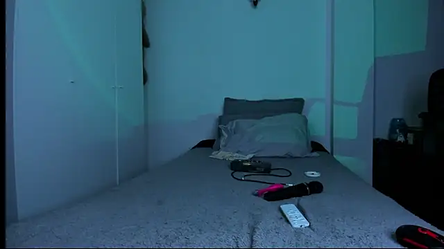 kattusauruss online show from 6, 3, 2026