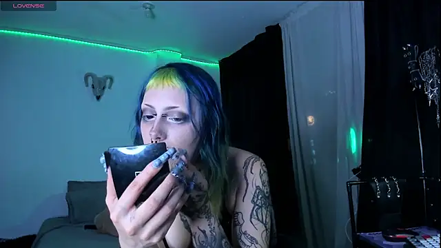 kattusauruss online show from 23, 3, 2026