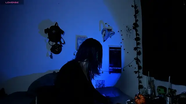 kattusauruss online show from 8, 11, 2025