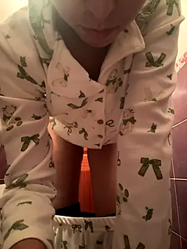 Snapshot of dalo3a_ay chatting on 25, 11, 2025 dalo3a ay online show from 25, 11, 2025