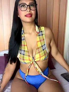 daphnevans online show from 2, 10, 2025