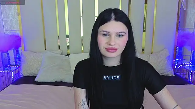 Neyla Charm online show from 9, 11, 2025