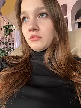 MichelleRoux online show from 11, 9, 2025