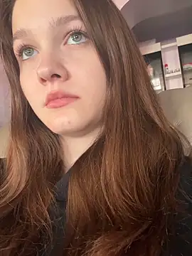 MichelleRoux online show from 19, 9, 2025