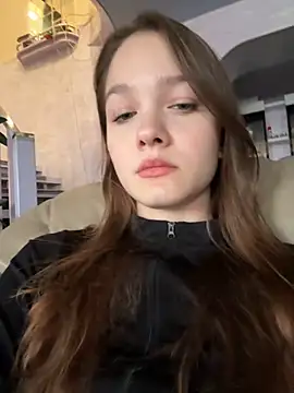 MichelleRoux online show from 9, 9, 2025