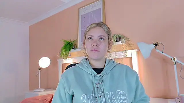 BelaMiller  online show from 6, 10, 2025