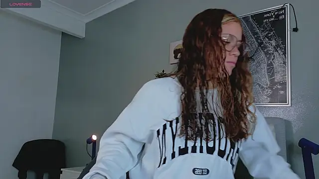 BelaMiller  online show from 11, 10, 2025