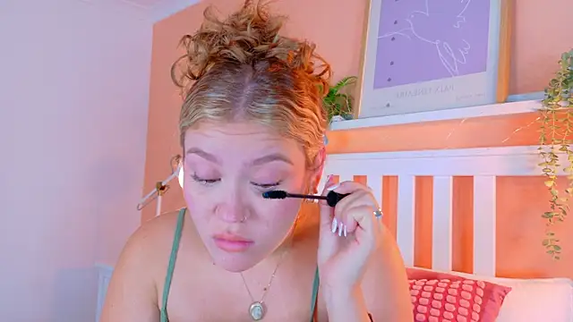 BelaMiller  online show from 18, 9, 2025