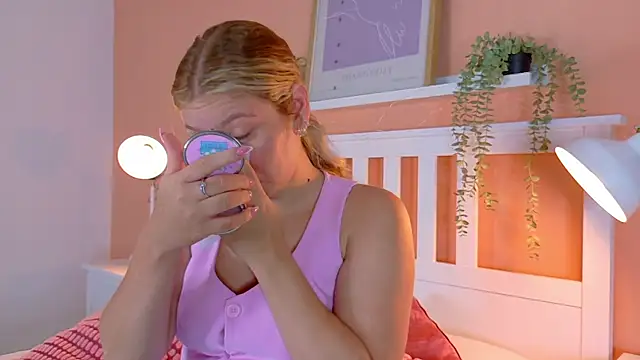 BelaMiller  online show from 26, 9, 2025