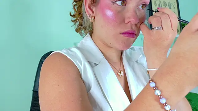 BelaMiller  online show from 24, 10, 2025