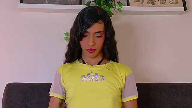 Snapshot of TiffValentinee_ chatting on 27, 2, 2026 TiffValentinee online show from 27, 2, 2026