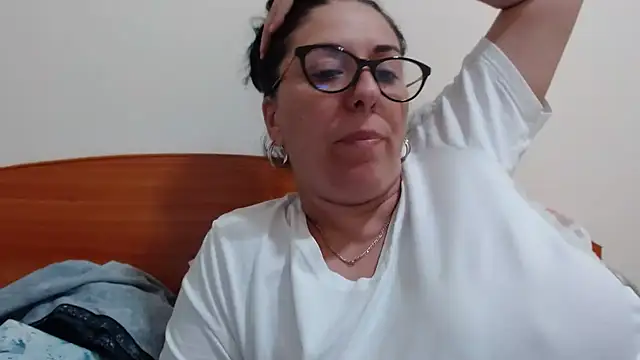 Snapshot of jollene chatting on 10, 7, 2026 jollene online show from 10, 7, 2026