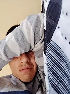 La Cosita 69 online show from 3, 10, 2025