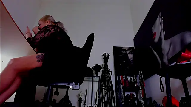 Snapshot of demisweet chatting on 9, 2, 2026 demisweet online show from 9, 2, 2026