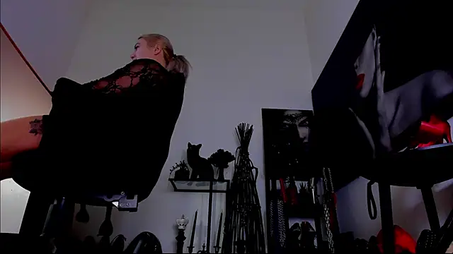 Snapshot of demisweet chatting on 13, 2, 2026 demisweet online show from 13, 2, 2026