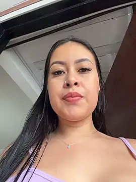 CrisMarulanda online show from 10, 1, 2026