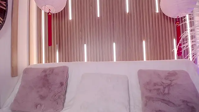 MylaDreams online show from 9, 1, 2026