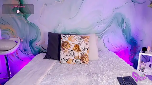 MylaDreams online show from 6, 3, 2026