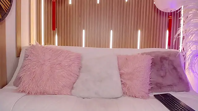 MylaDreams online show from 14, 1, 2026