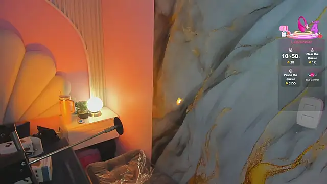 hinata dolly online show from 3, 4, 2026