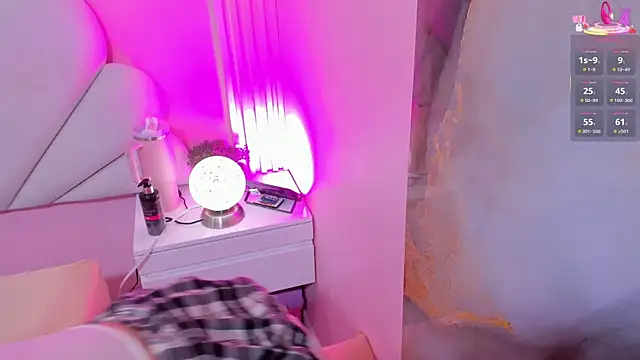 hinata dolly online show from 29, 10, 2025