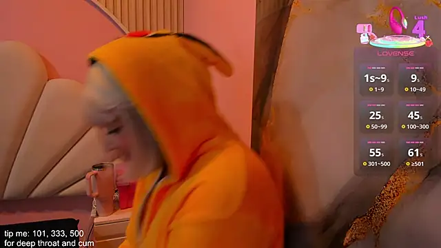 hinata dolly online show from 25, 11, 2025