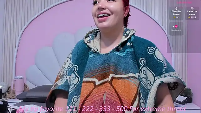 hinata dolly online show from 3, 10, 2025