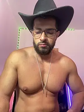Snapshot of magnumchris chatting on 16, 6, 2026 magnumchris online show from 16, 6, 2026