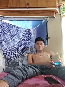 TussiFlaka online show from 23, 9, 2025