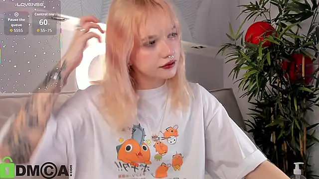 Molly Platt online show from 22, 2, 2026