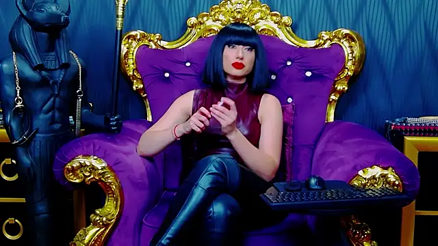 LaraMaeve online show from 10, 10, 2025