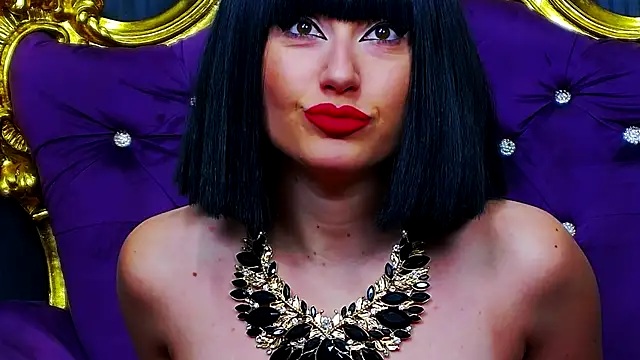 LaraMaeve online show from 25, 10, 2025