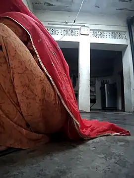 aunty sumy online show from 17, 4, 2026