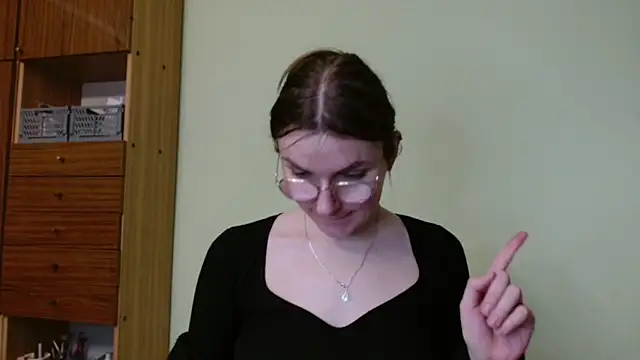 LooveELLYx online show from 26, 2, 2025