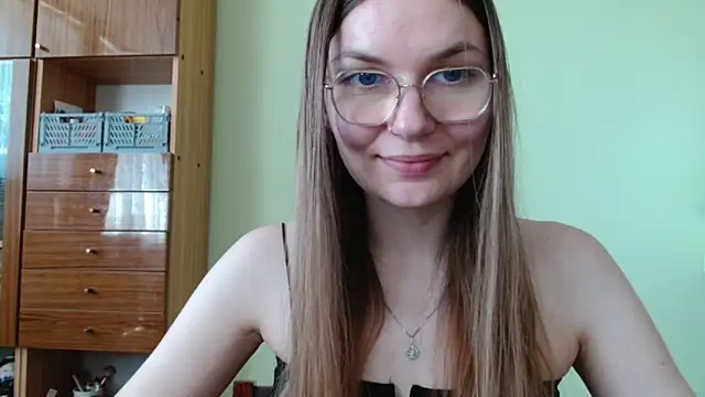 LooveELLYx online show from 27, 5, 2026
