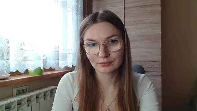 LooveELLYx online show from 28, 10, 2025