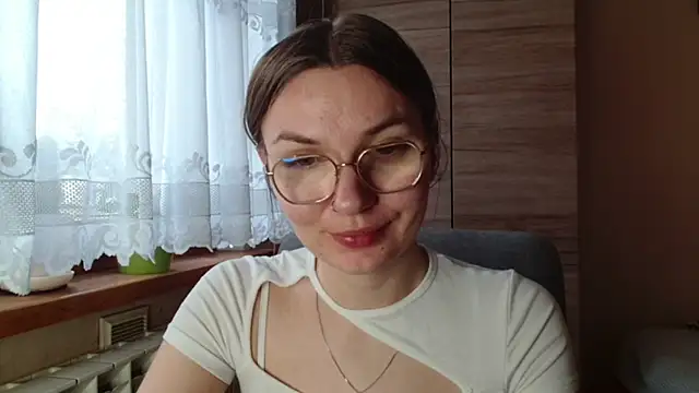 LooveELLYx online show from 17, 11, 2025