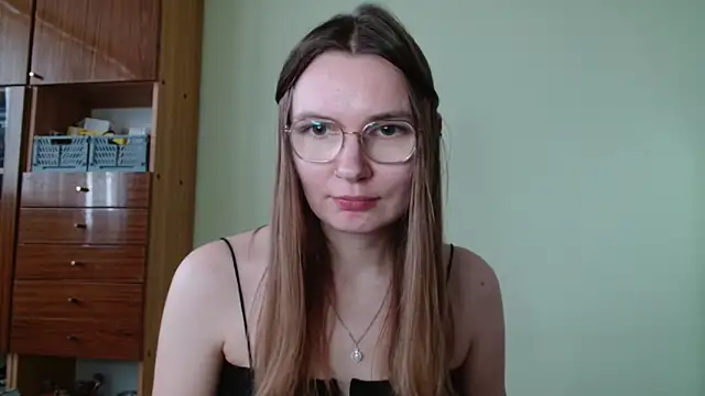 LooveELLYx online show from 14, 10, 2025