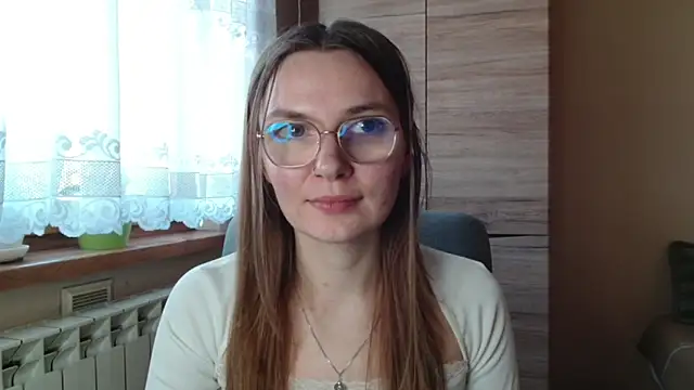 LooveELLYx online show from 5, 11, 2025