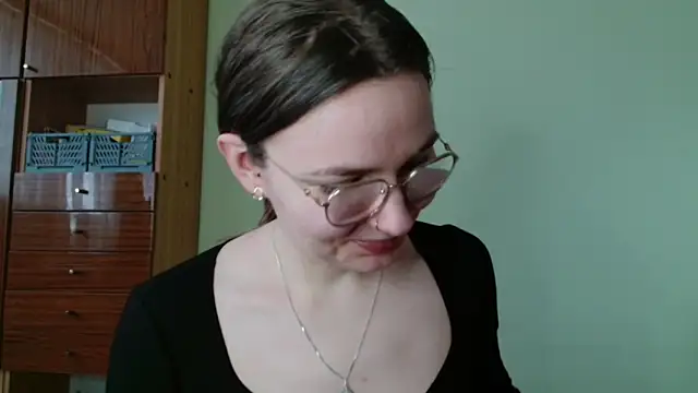 LooveELLYx online show from 10, 2, 2026