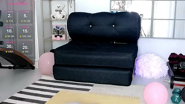 SarahRaynex online show from 16, 4, 2026